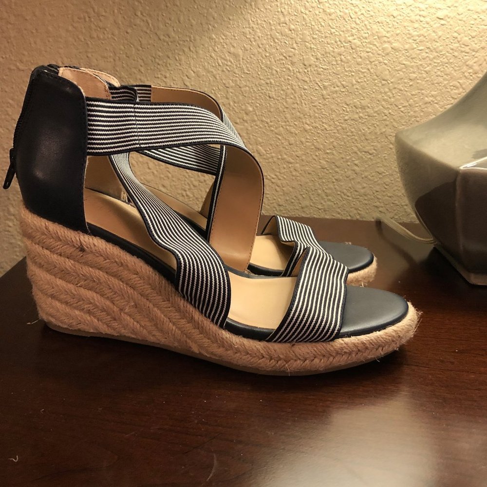 Navy striped wedge
